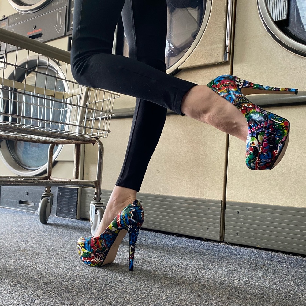 Graffiti Heels 💀